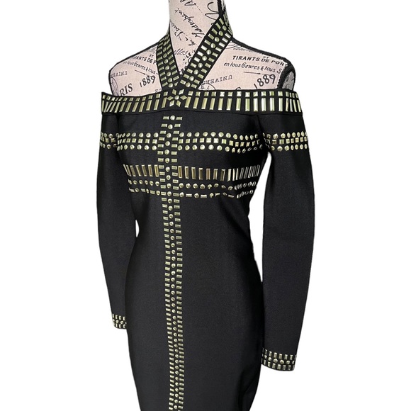 Venus Dress - Picture 5 of 13